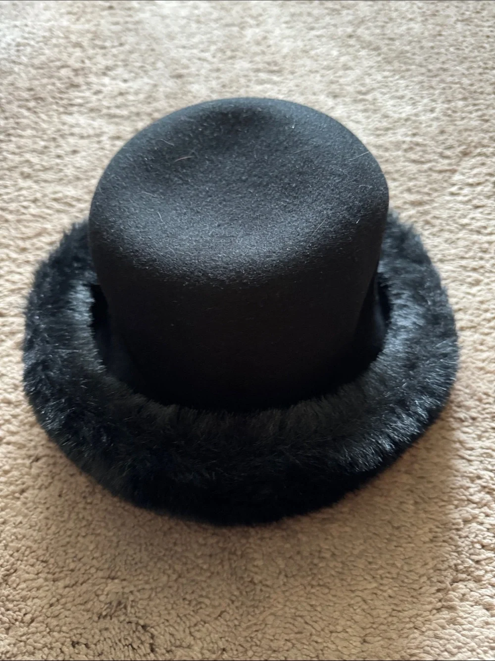 Bloomingdale's Black Wool Cloche with Faux Fur Trim